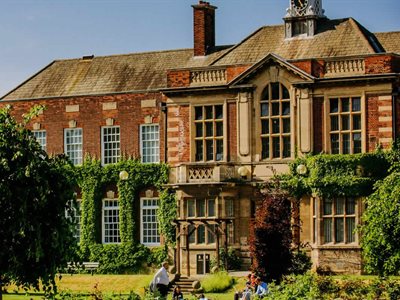 University of Hull receives prestigious Ministry of Defence award