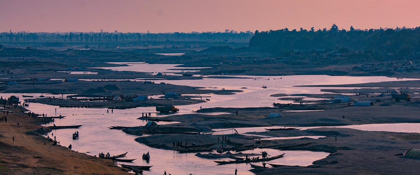 Sediment mining (copyright Jim Best)