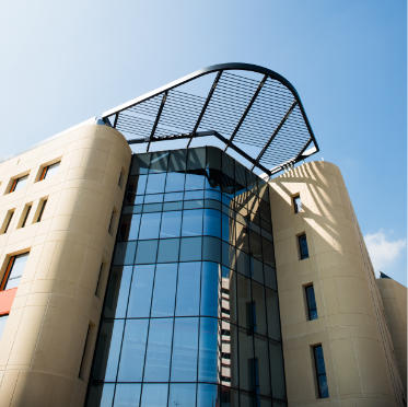 Allam Medical Building Portrait UNI-0490