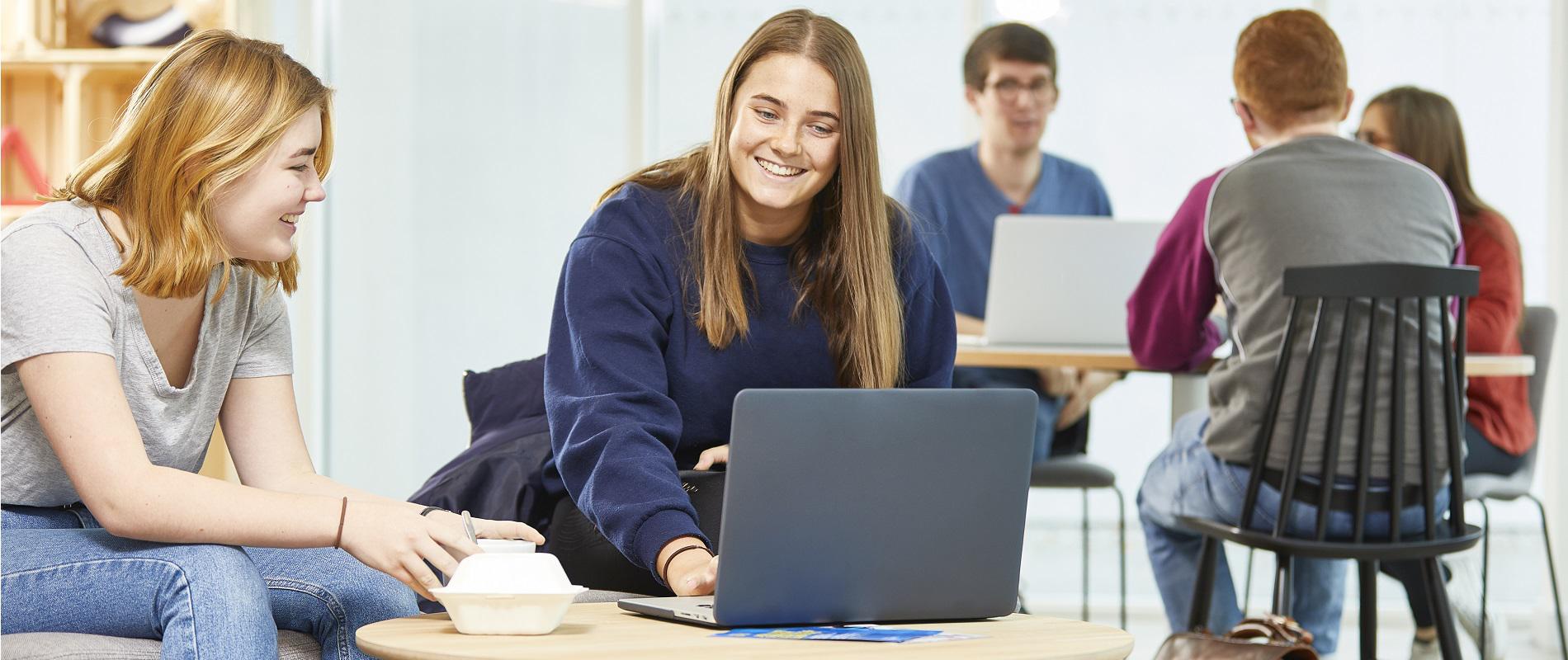 Westfield communal students on laptops