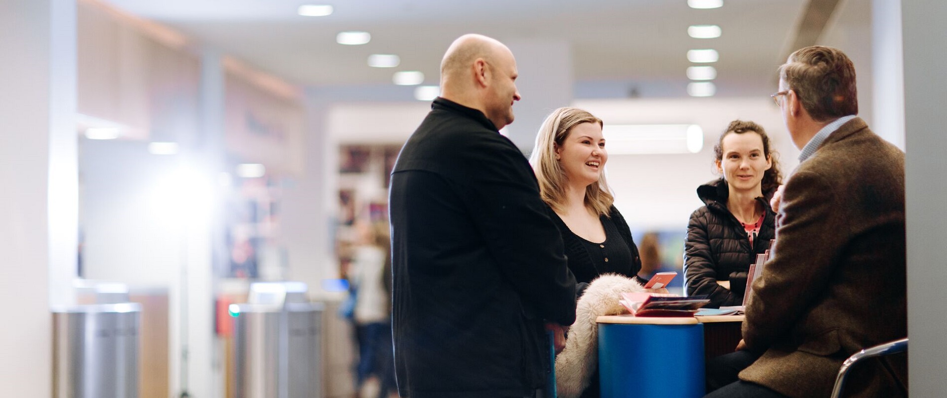 Hull University Open Day - Saturday 5th October 2019-279 - parents chatting