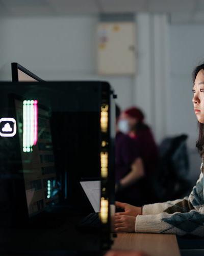 Students using the Computer Science Turing Lab