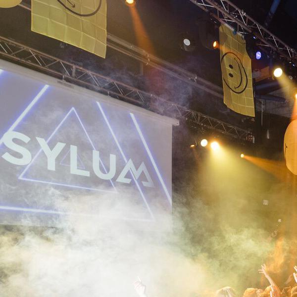 WelcomeFest 2021 - Dick & Dom in Asylum