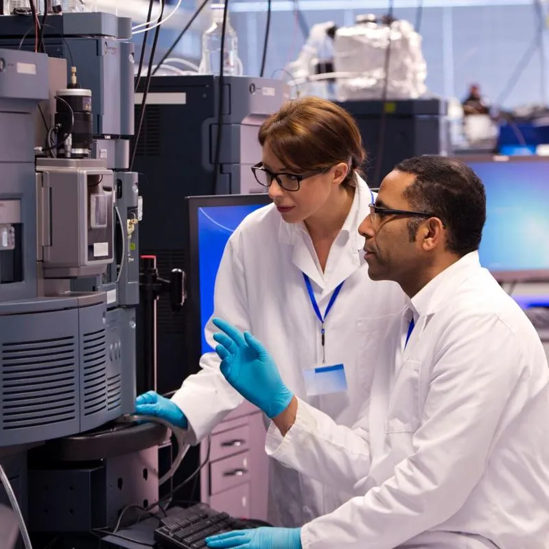 Web Full Screen-UoH_Photography_Secondary_Research_H&WB_RGB_iStock-487825246