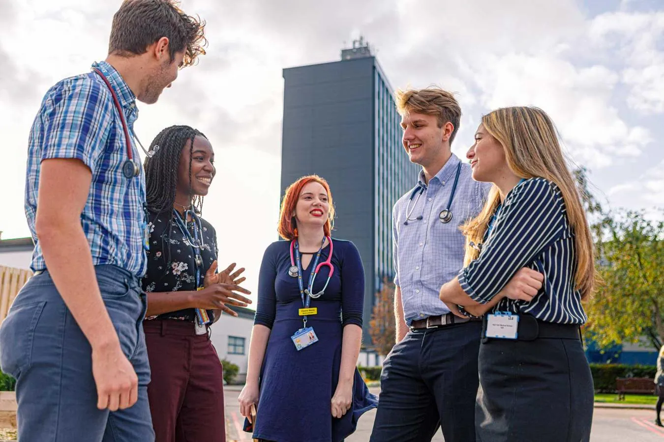 A group of Medicine students outside of Hull Royal Infirmary