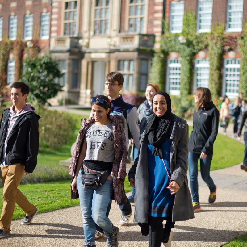 International Arrival Student Tour outside Business School