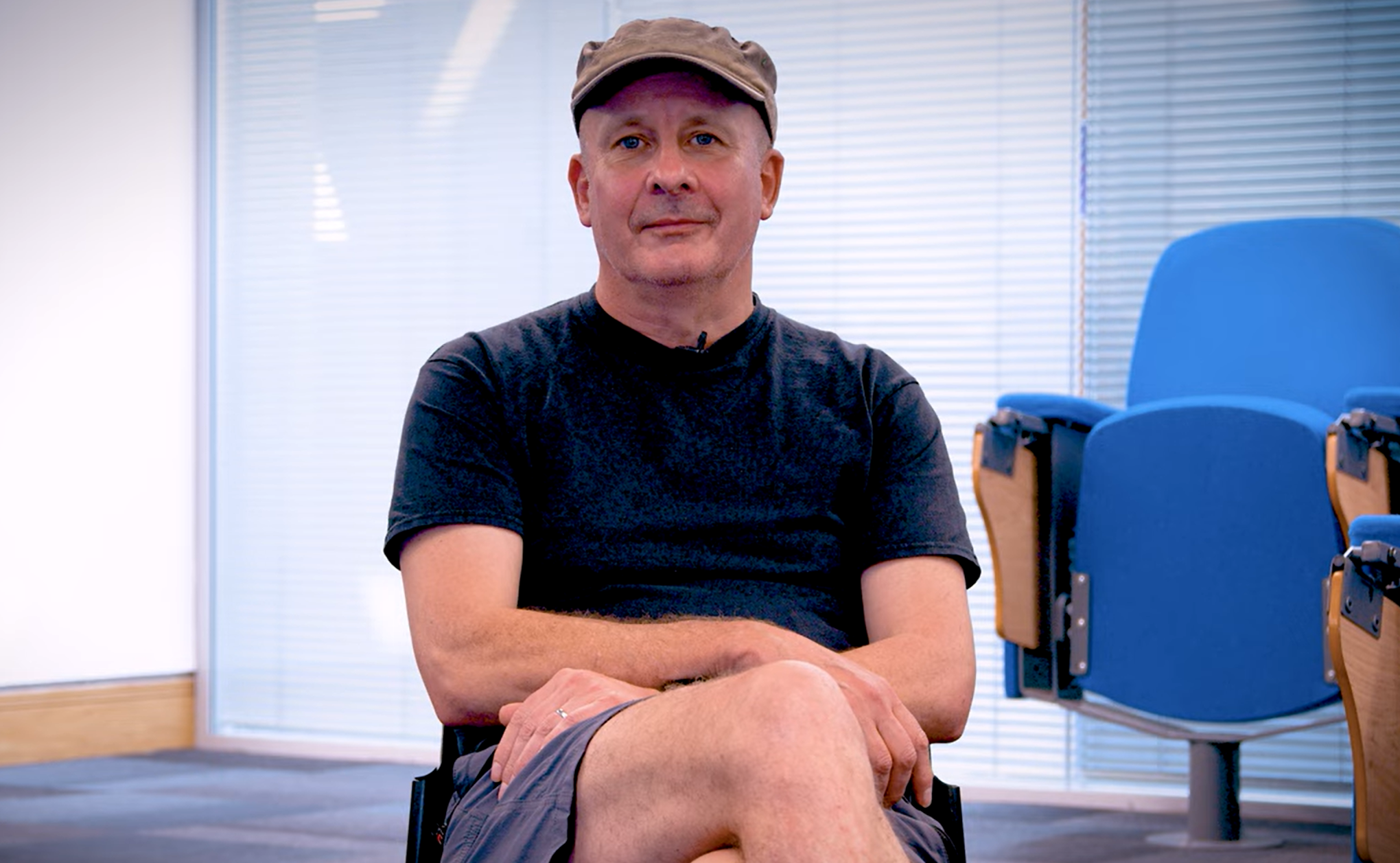 Professor Robert Knell