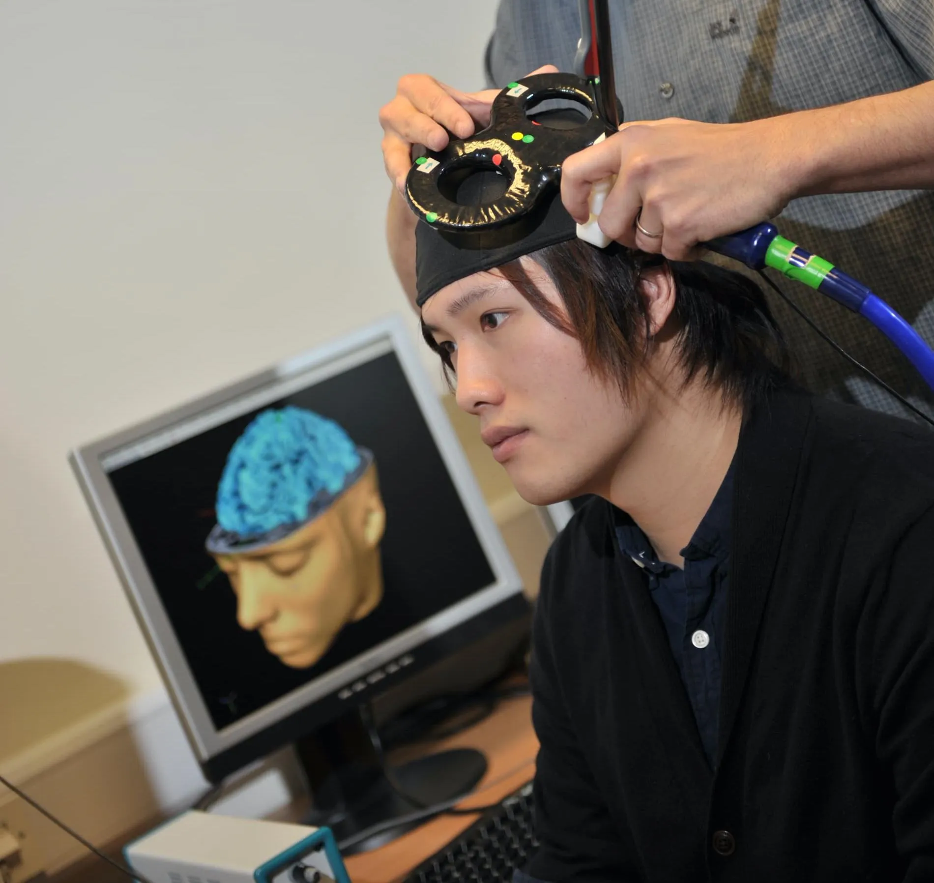 Brain Activity Testing - Psychology at the University of Hull