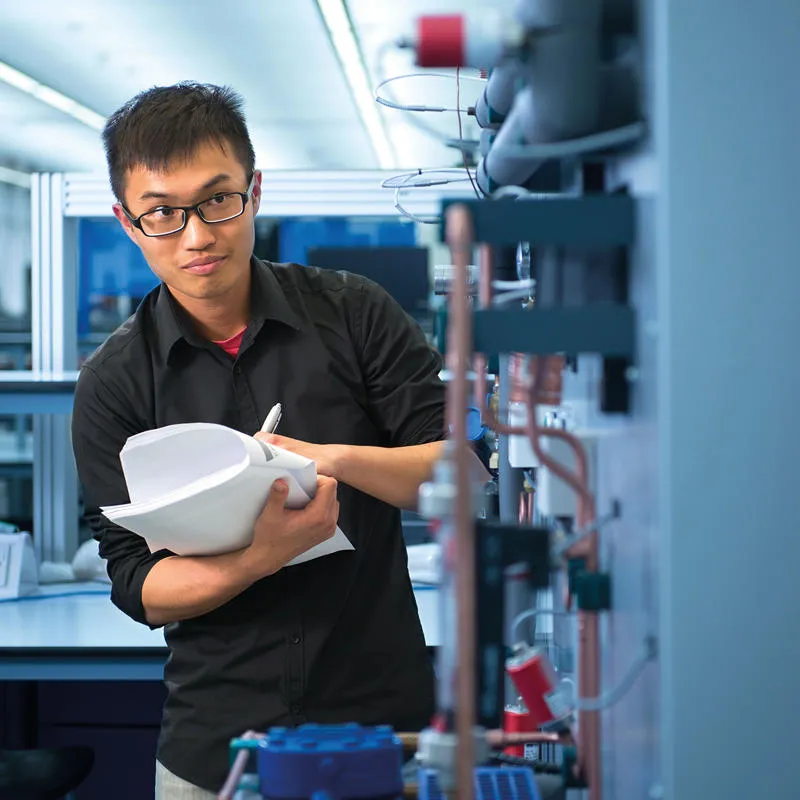 Shi Yuen Wong in Engineering Teaching Lab