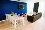 Kitchen Table Seating & Social Area