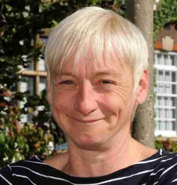 Dr Flavia Swan