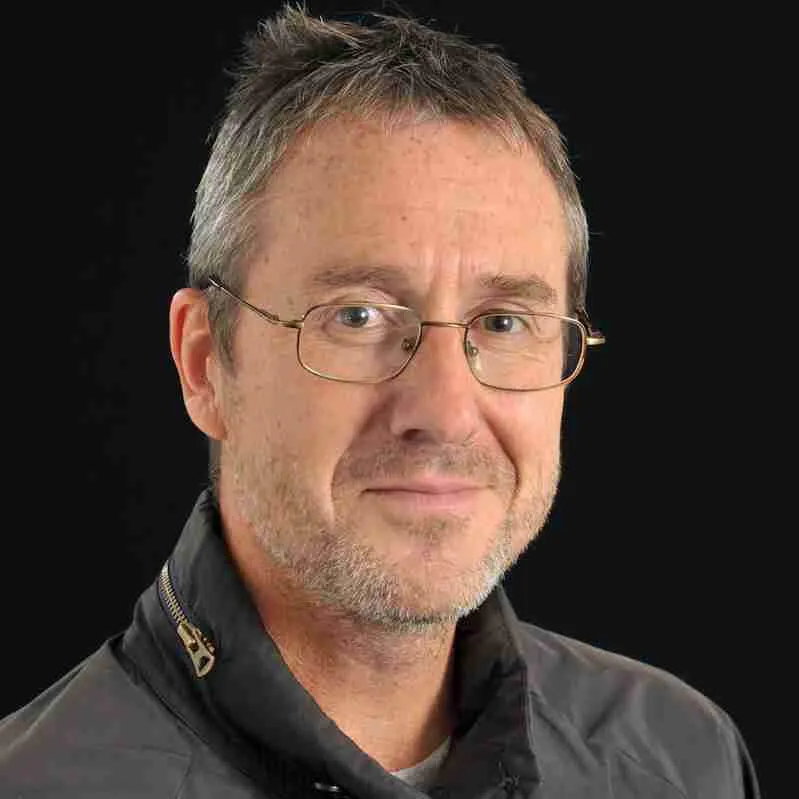 Dr Michael McCahill