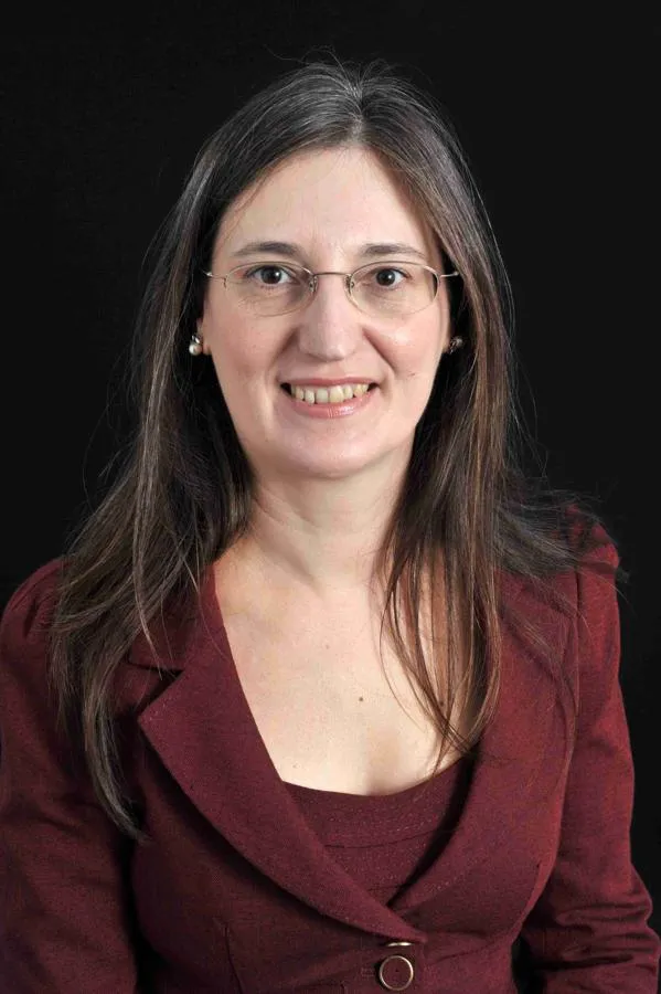 Dr Stella Gonzalez-Arnal