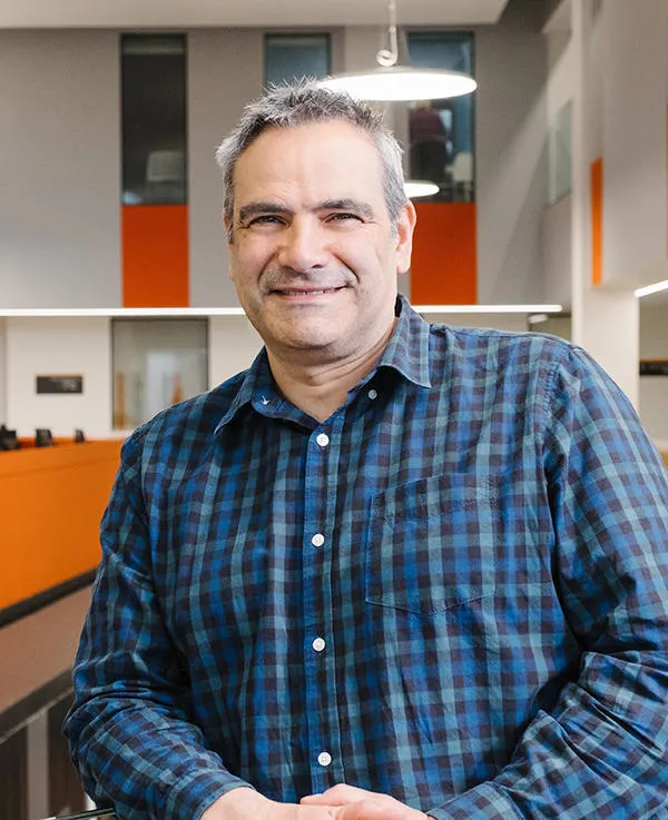 Portrait of Dr Giles Davidson University of Hull