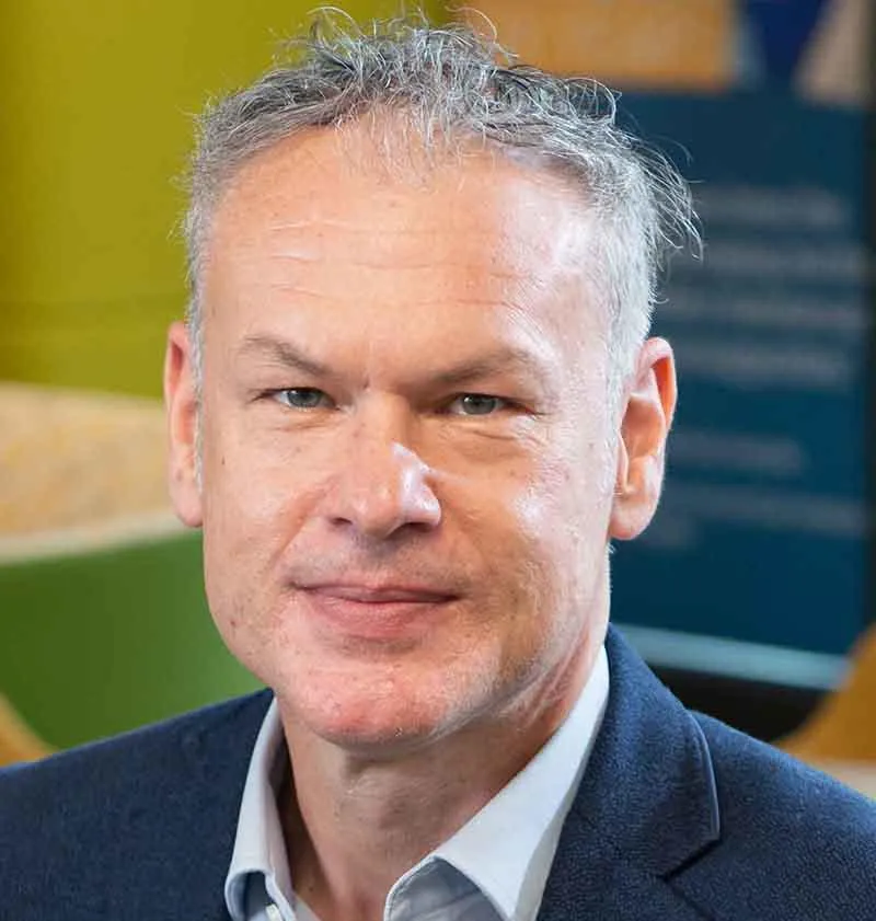 Professor Igor Schindler