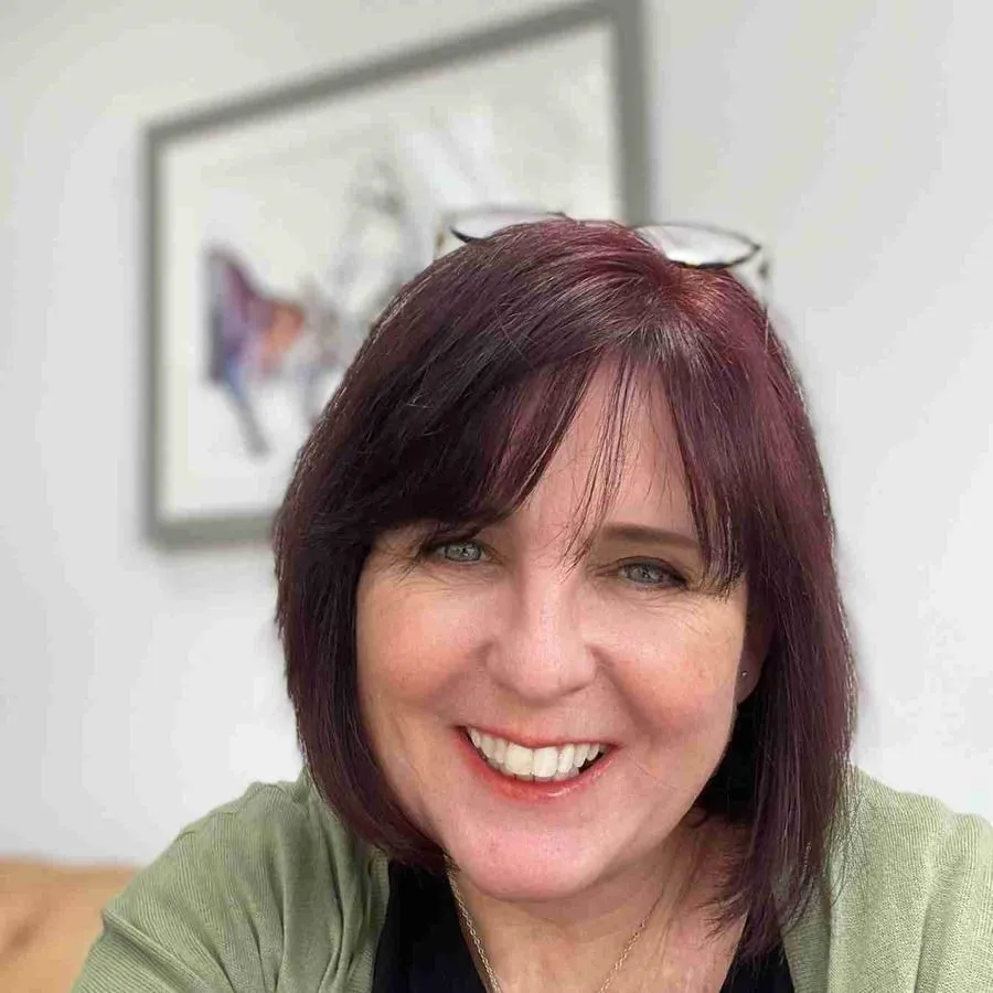 Ms Alison Mackintosh