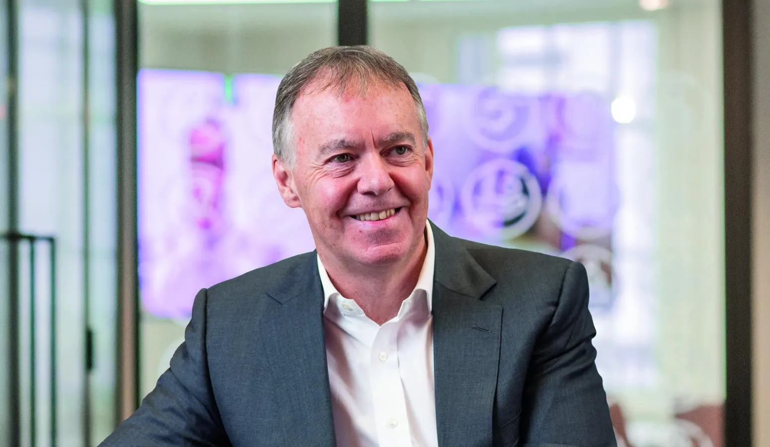 Sir Jeremy Darroch - University of Hull Allumni