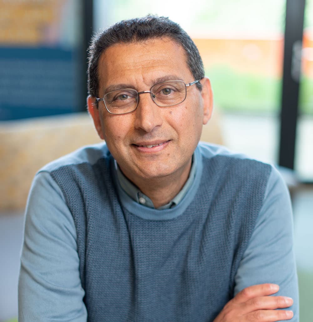 Dr Ali Adawi