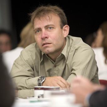 Dr Neil Gordon