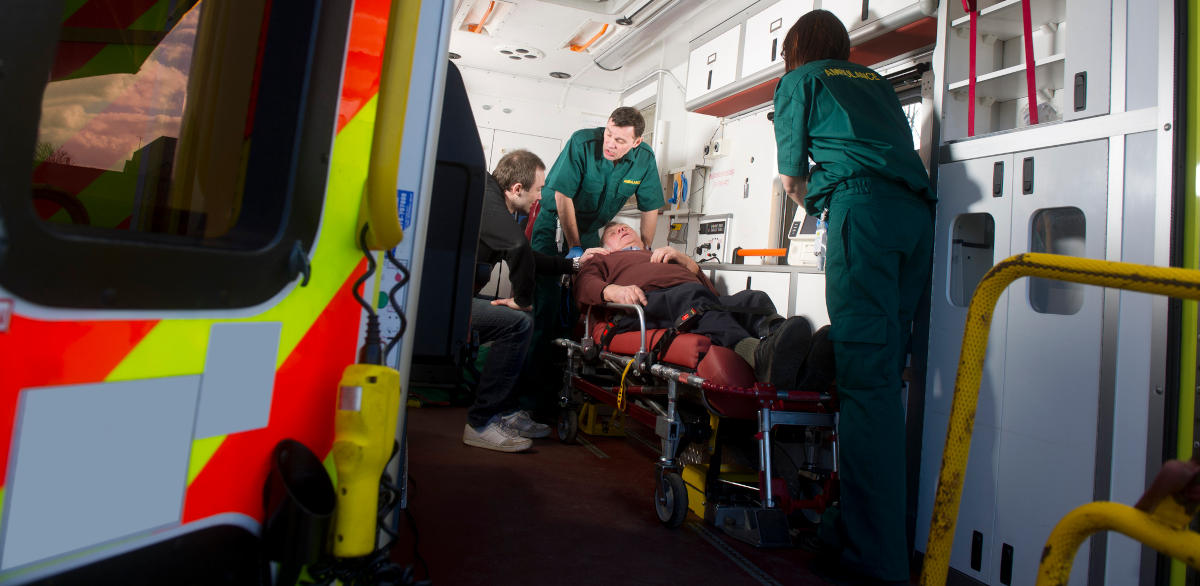 Paramedic with patients1