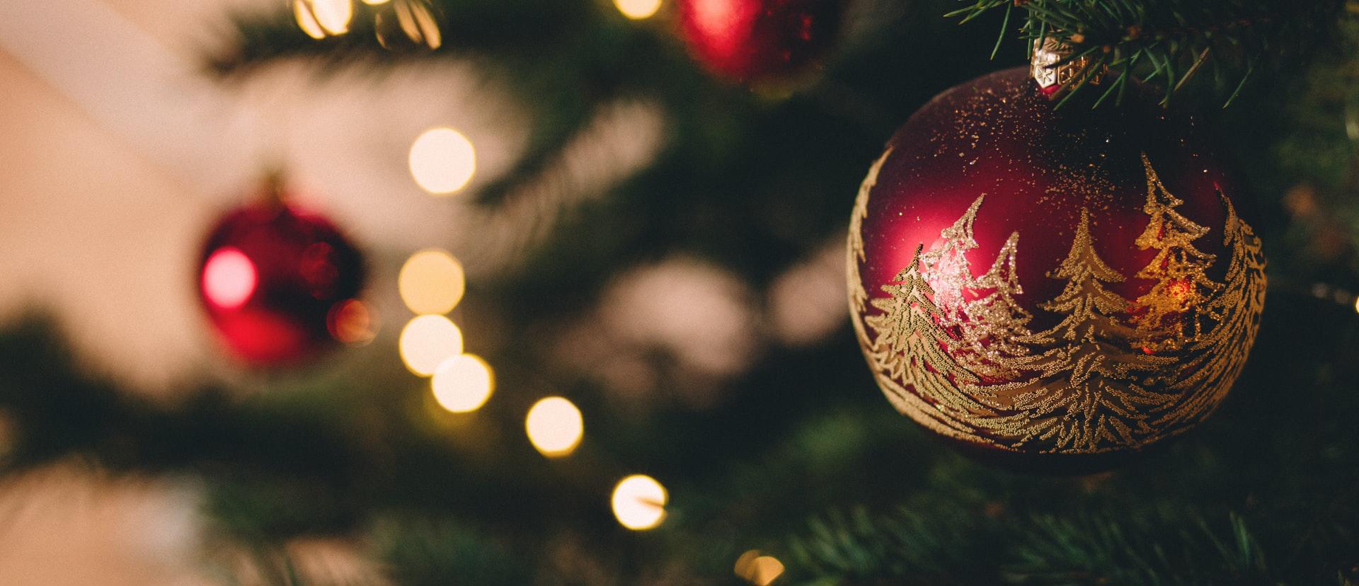 red christmas baubles on a tree