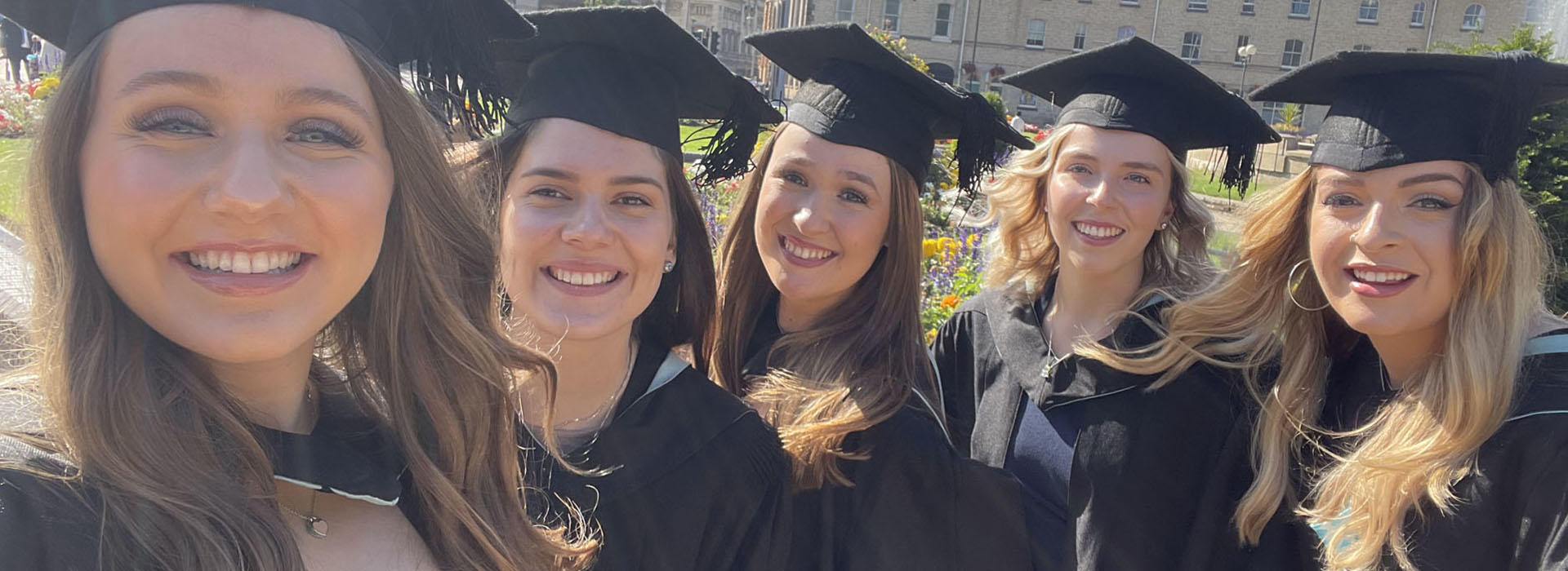 leah roe and friends at graduation