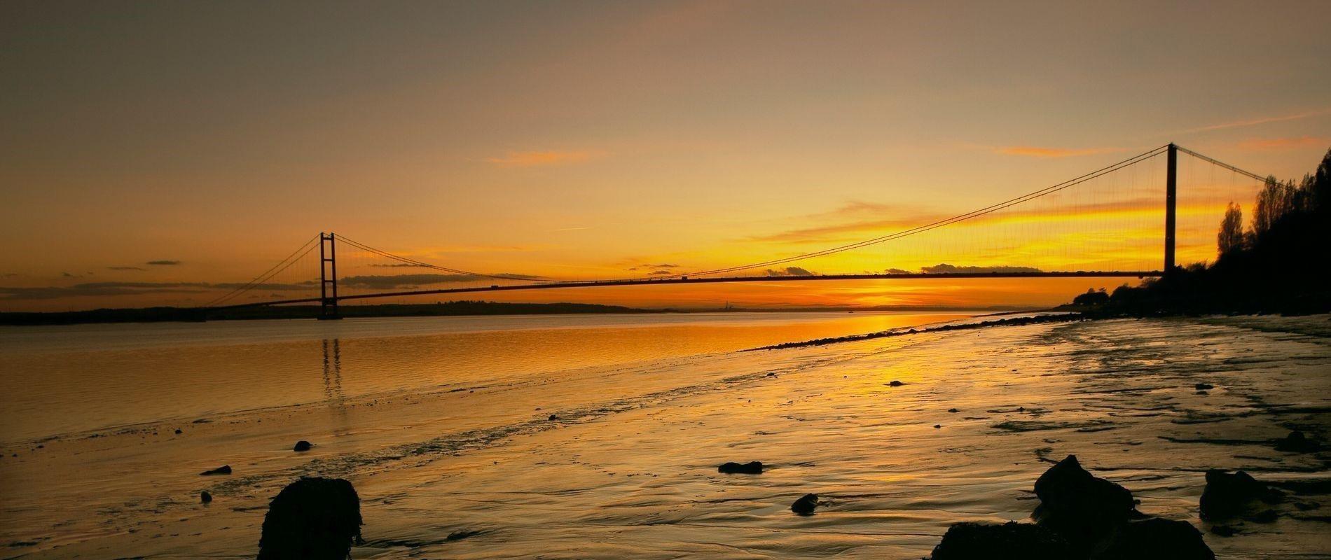 humber-bridge-sunset